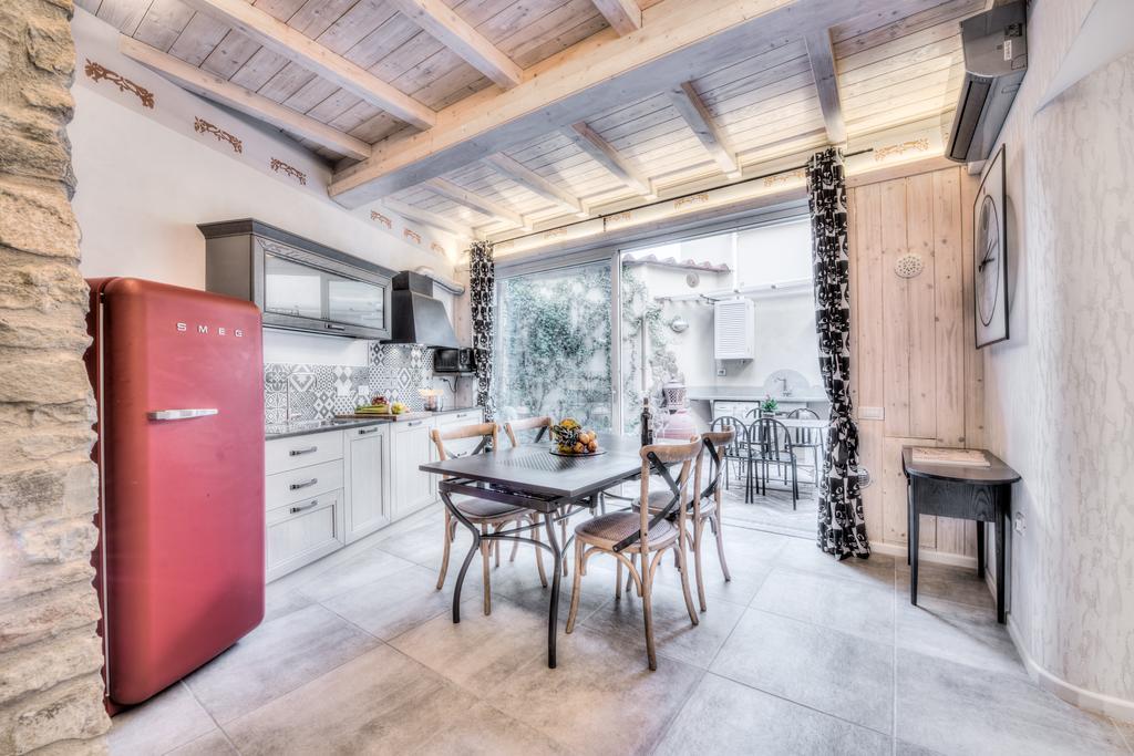 Giglio Apartments By Mmega Florence Ngoại thất bức ảnh